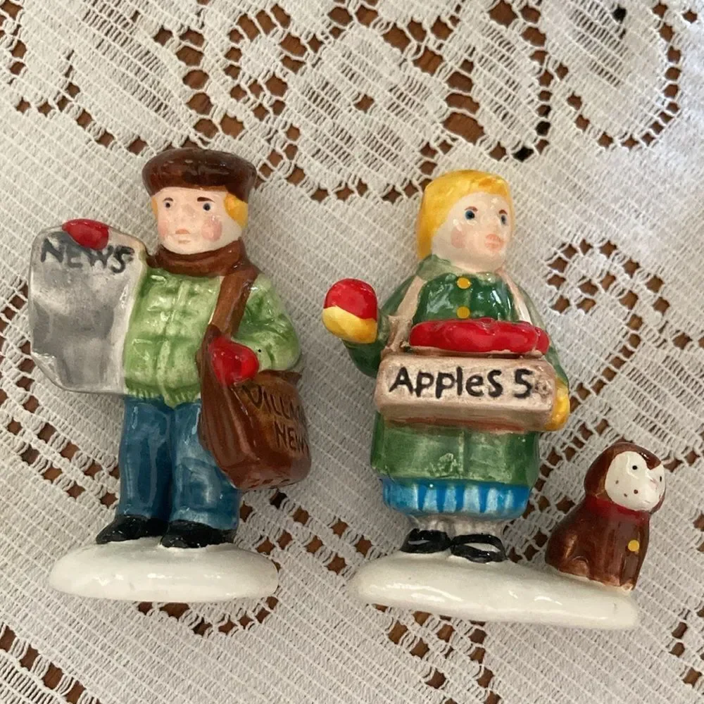 Department 56 The Original Snow Village “Girl selling 🍎 and News Boy” 1989